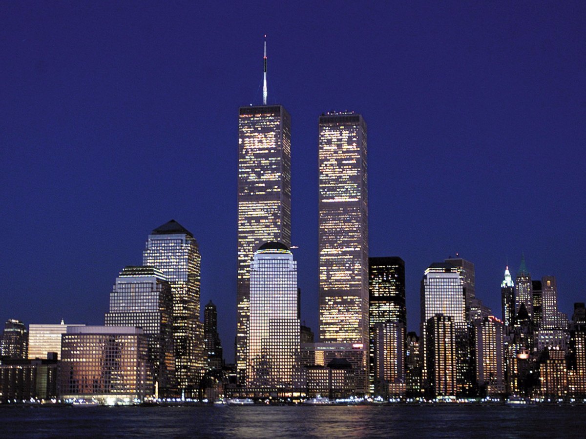 AD-Hauting-Photos-From-The-September-11-Attacks-01