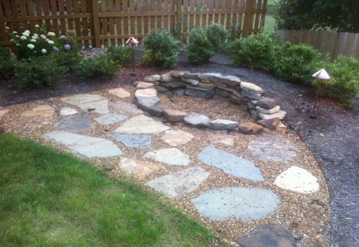 Lovely Stacked Stone-Based Fire Pit!