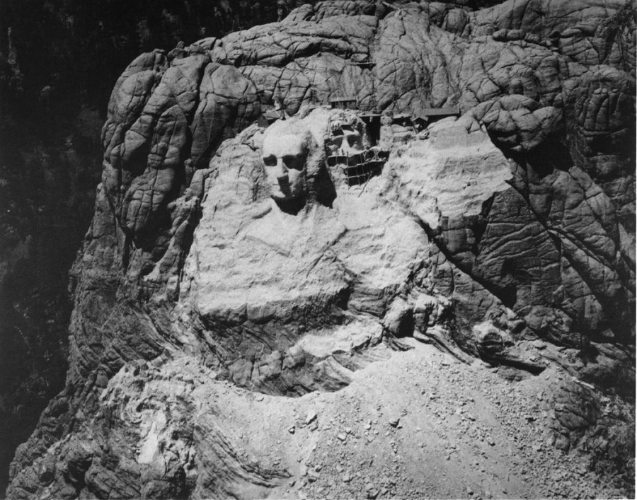 Mount Rushmore – 1933