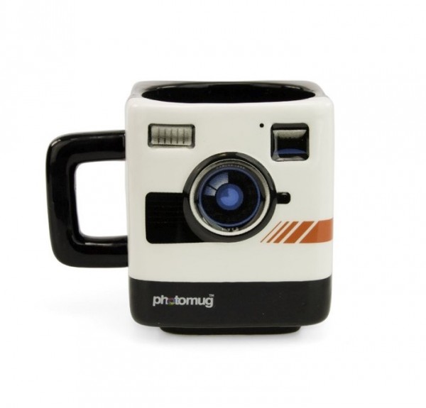 Got a shutterbug in your life? This retro camera mug is cute and quirky.