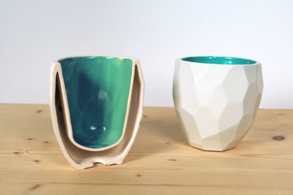 Instead of a smooth design, this porcelain mug comprises polygons. The bright inside of the mug contrasts the glossy white outside and leaves space for insulation.