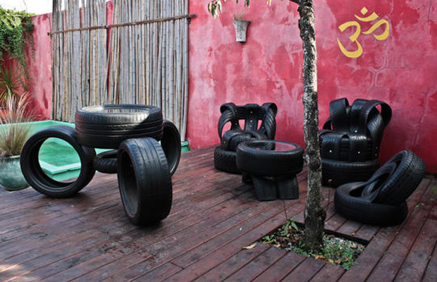 Tires Outdoor Table Set