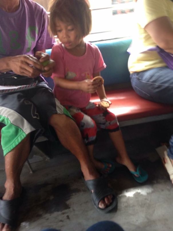 My Daughter Trisha Gave Her Cookies To This Little Girl Begging For Alms On The Jeepney.