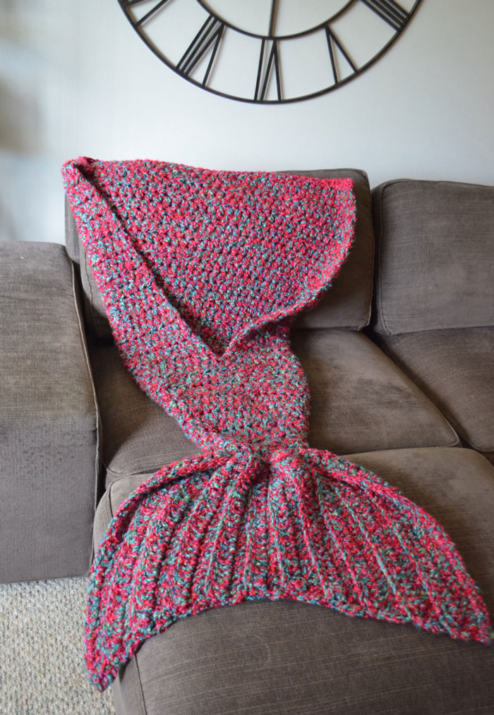 AD-Crocheted-Mermaid-Tail-Blankets-Melanie-Campbell-02