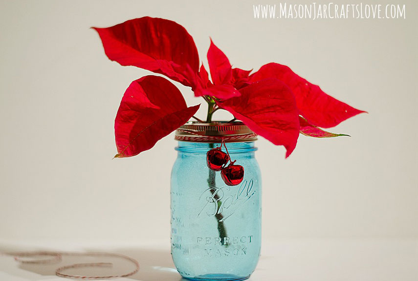 AD-Magical-Ways-To-Use-Mason-Jars-This-Christmas-32