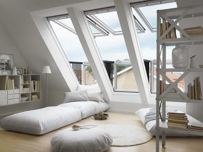 This-Roof-Window-Can-Transform-Into-A-Small-Balcony
