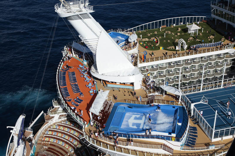 AD-Worlds-Biggest-Cruise-Ship-Allure-Of-The-Seas-Royal-Carribean-05