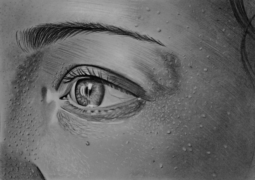AD-Artist-Born-Without-Hands-Draws-Amazing-Realistic-Drawings-05