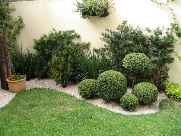 Garden Ideas with Pebbles | Decorative Aggregates