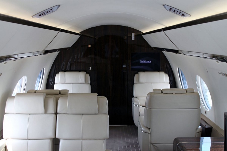 AD-Step-Inside-Rupert-Murdoch's-Luxurious-$84-Million-Private-Jet-05