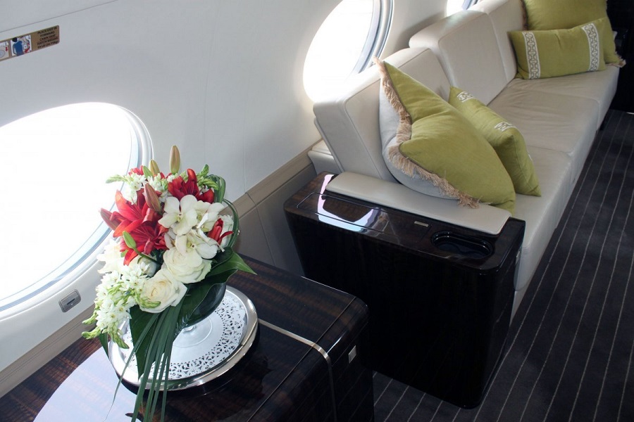 AD-Step-Inside-Rupert-Murdoch's-Luxurious-$84-Million-Private-Jet-10