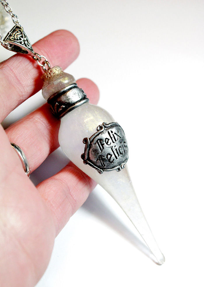 Necklace With Harry Potter's Felix Felicis Prop