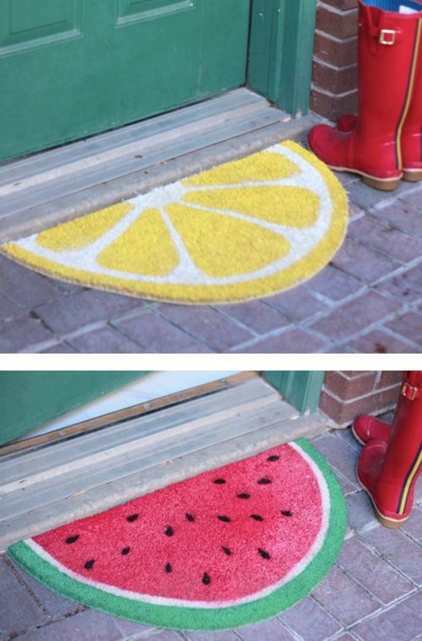 Welcome your guests the right way with these fruit-slice mats.
