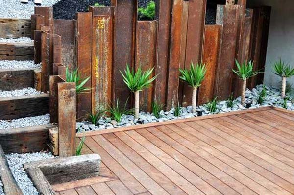 20 Amazing DIY Ideas For Outdoor Rusted Metal Projects