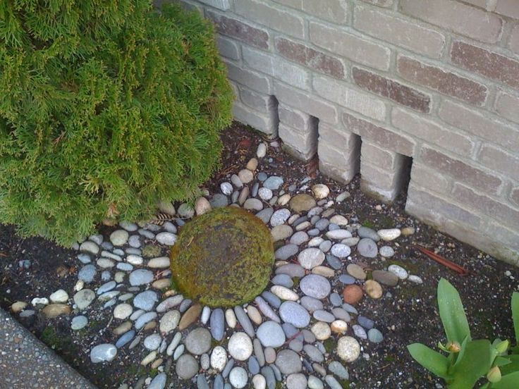 AD-Garden-Pathway-Pebble-Mosaic-Ideas-For-Your-Home-26