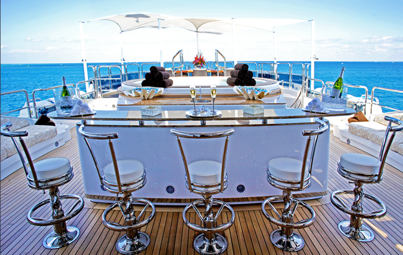 AD-Luxury-Yacht-03-4