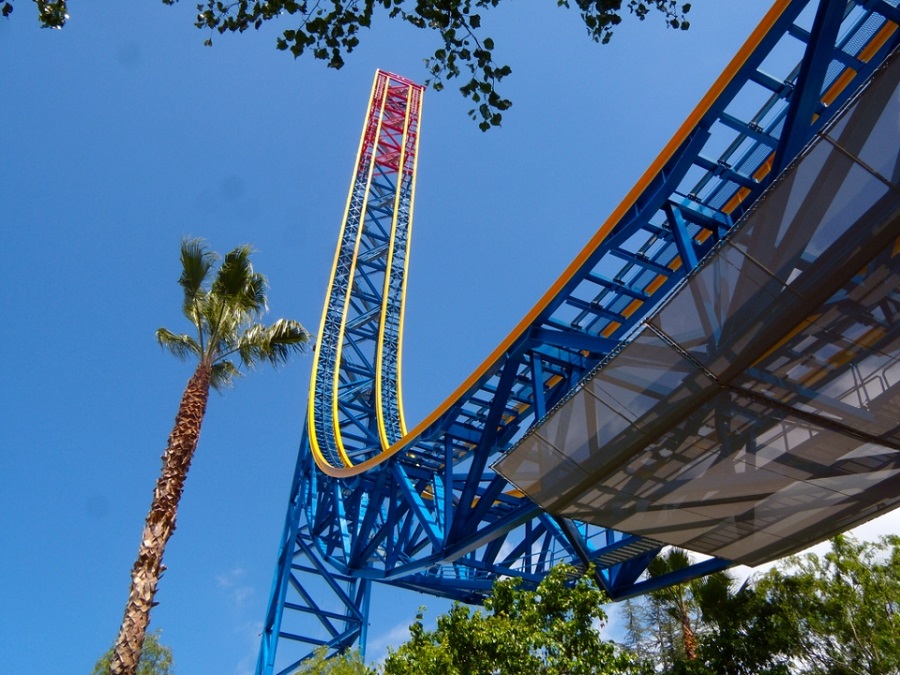 The Superman Escape from Krypton at Six Flags is comprised of a long 1,500 feet of track.