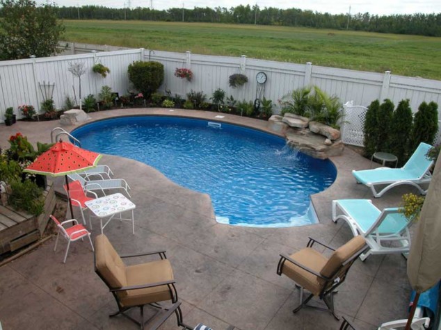 AD-Wonderful-Mini-Pools-In-Your-Backyard-28