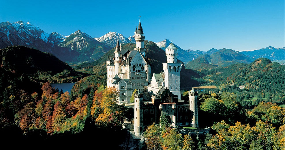 Magnificent-Castles-And-Their-Fascinating-Ancient-Histories