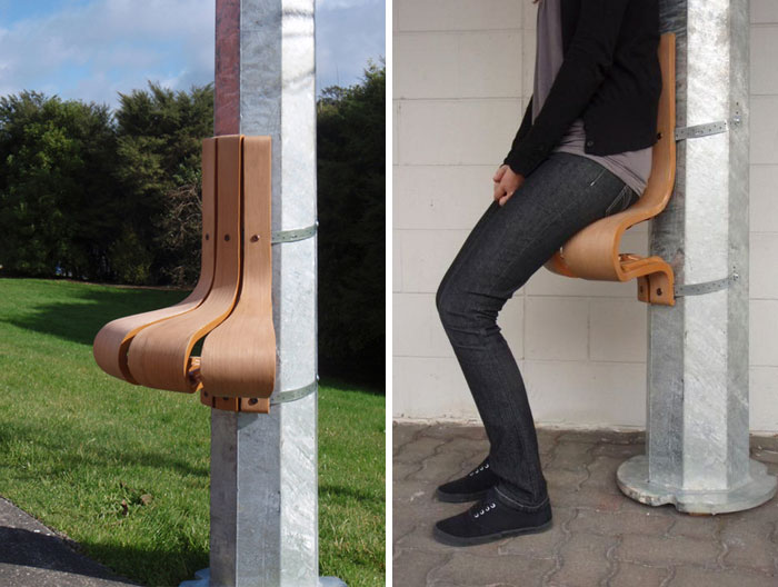 The Wanderest - A Seat That Attaches To Existing Circular Or Octagonal Lamp Posts
