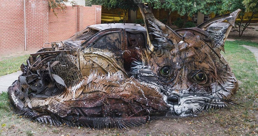Trash-Animal-Sculptures-Artur-Bordalo