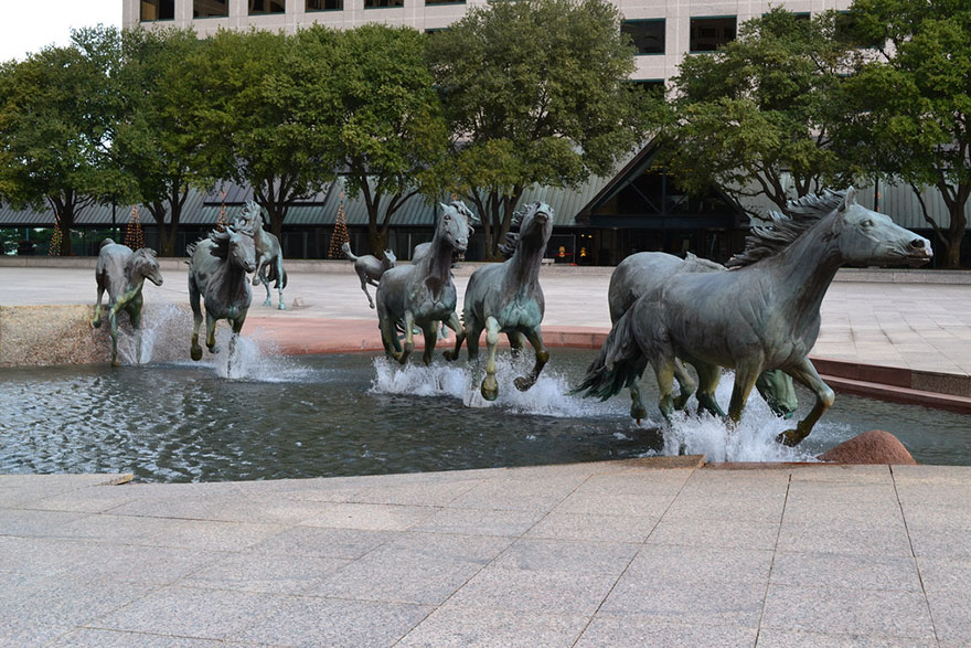 'The Mustangs Of Las Colinas', Texas, USA
