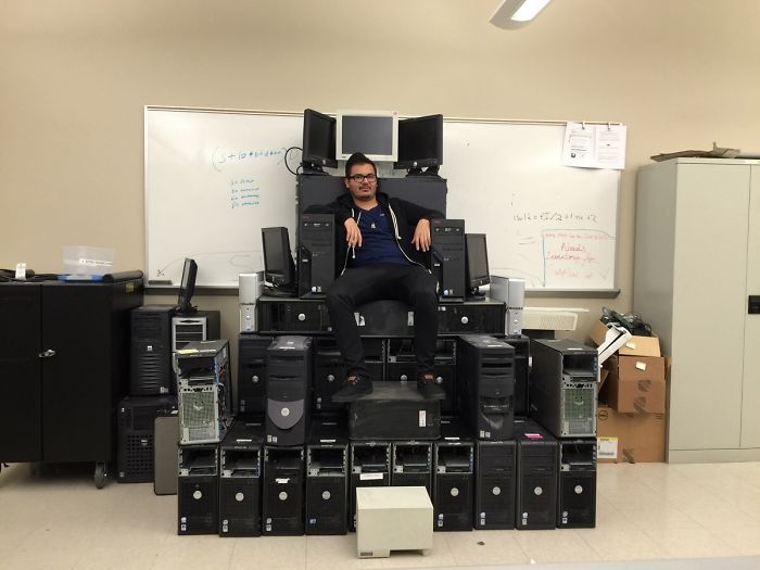 Made An It Throne Today At Work
