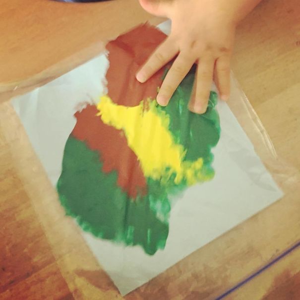 Put A Paper Sheet In A Ziplock Bag Together With Some Paint And Let Your Child "Paint" Mess-Free