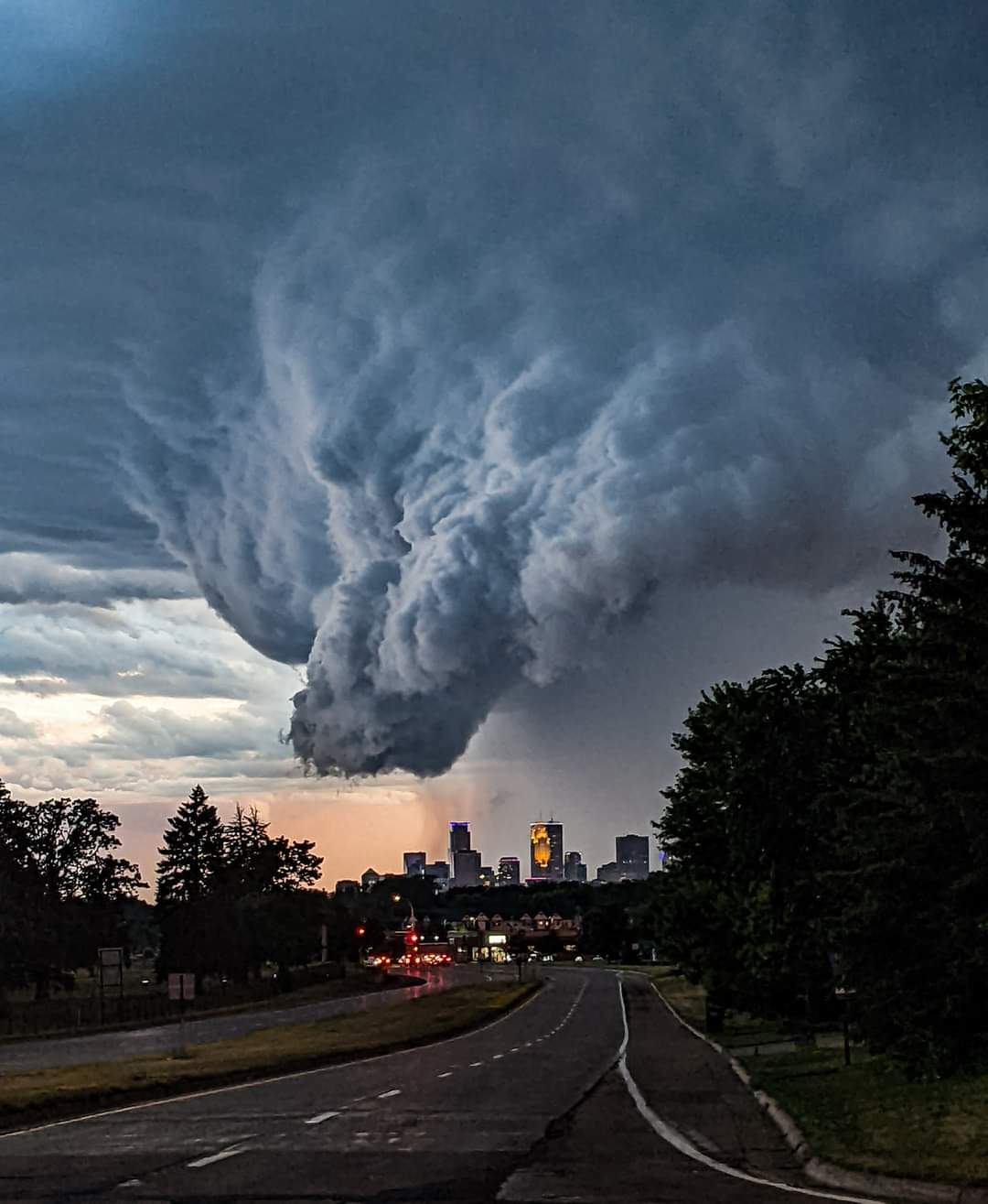 Wicked Severe Thunderstorm Front Over Minneapolis, MN Yesterday