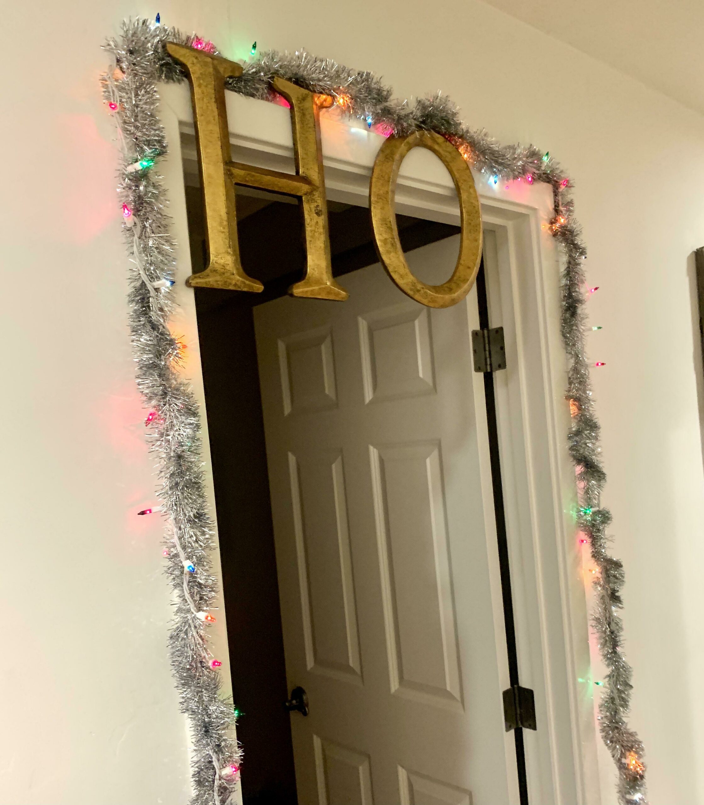 I Decided To Decorate My Sister's Room Before She Comes Home For The Holidays. I Hope She Likes It!!