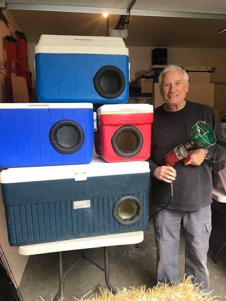 This Kind Man Is Recycling Old Camp Coolers To Make Warm Kitty Shelters For Winter! How Cool Is This?!
