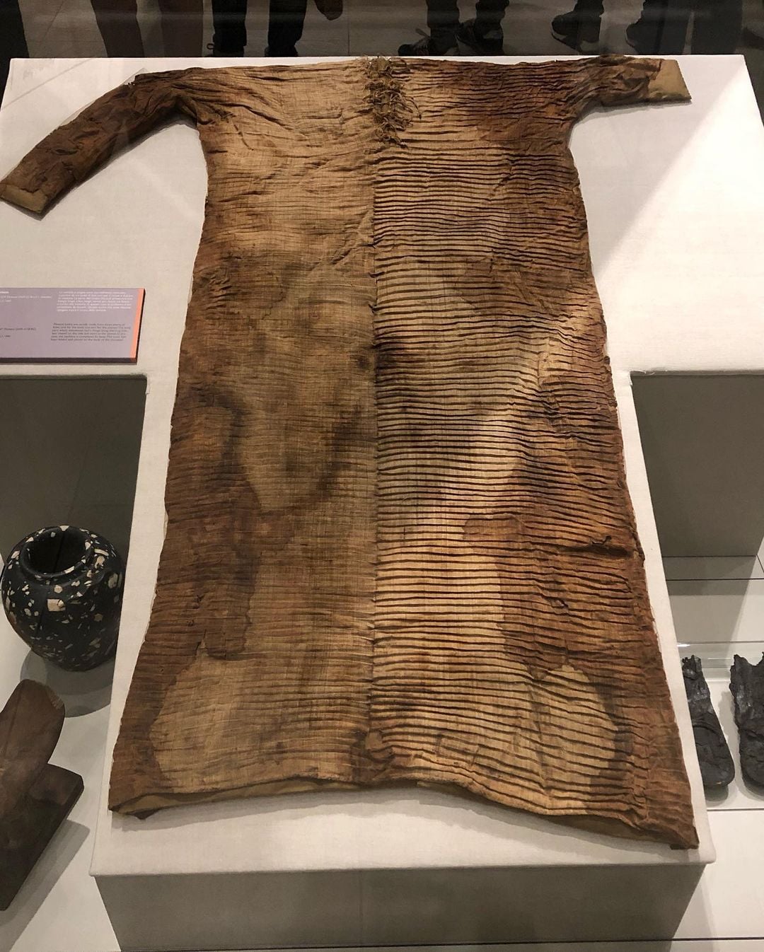 An Incredible 4,500-Year-Old (!) Ancient Egyptian Tunic. The Egyptian Museum, Cairo
