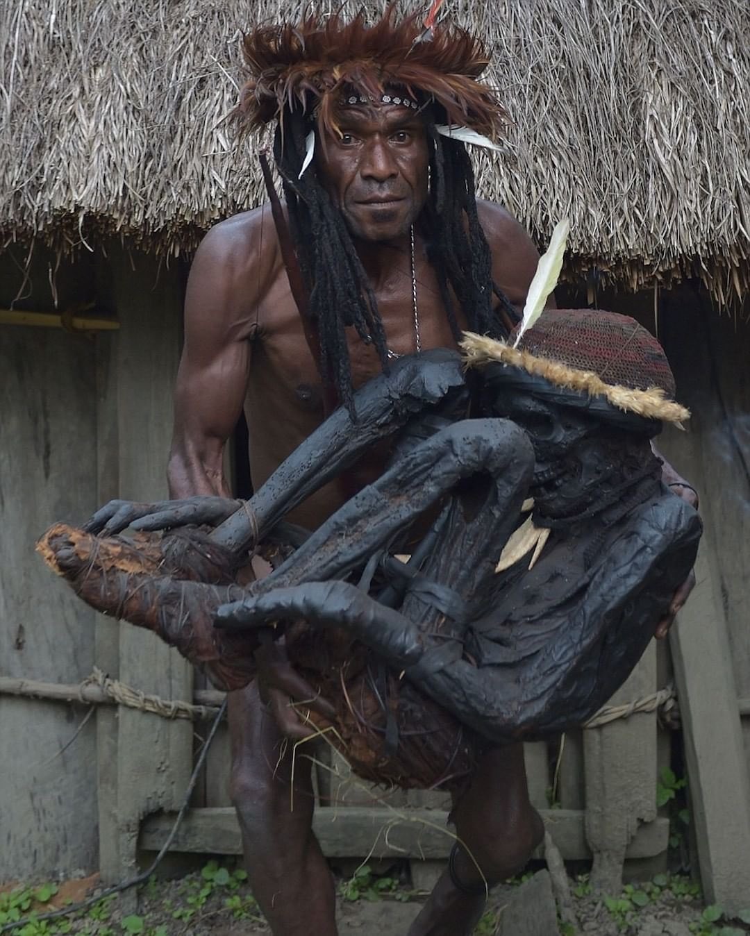 Tribal Chief Eli Mabel Holds The Body Of His Ancestor, Agat Mamete Mabel. Agat Mamete Mabel, Was A Tribal Chief Who Ruled A Remote Village In Papua, Indonesia, Some 250 Years Ago