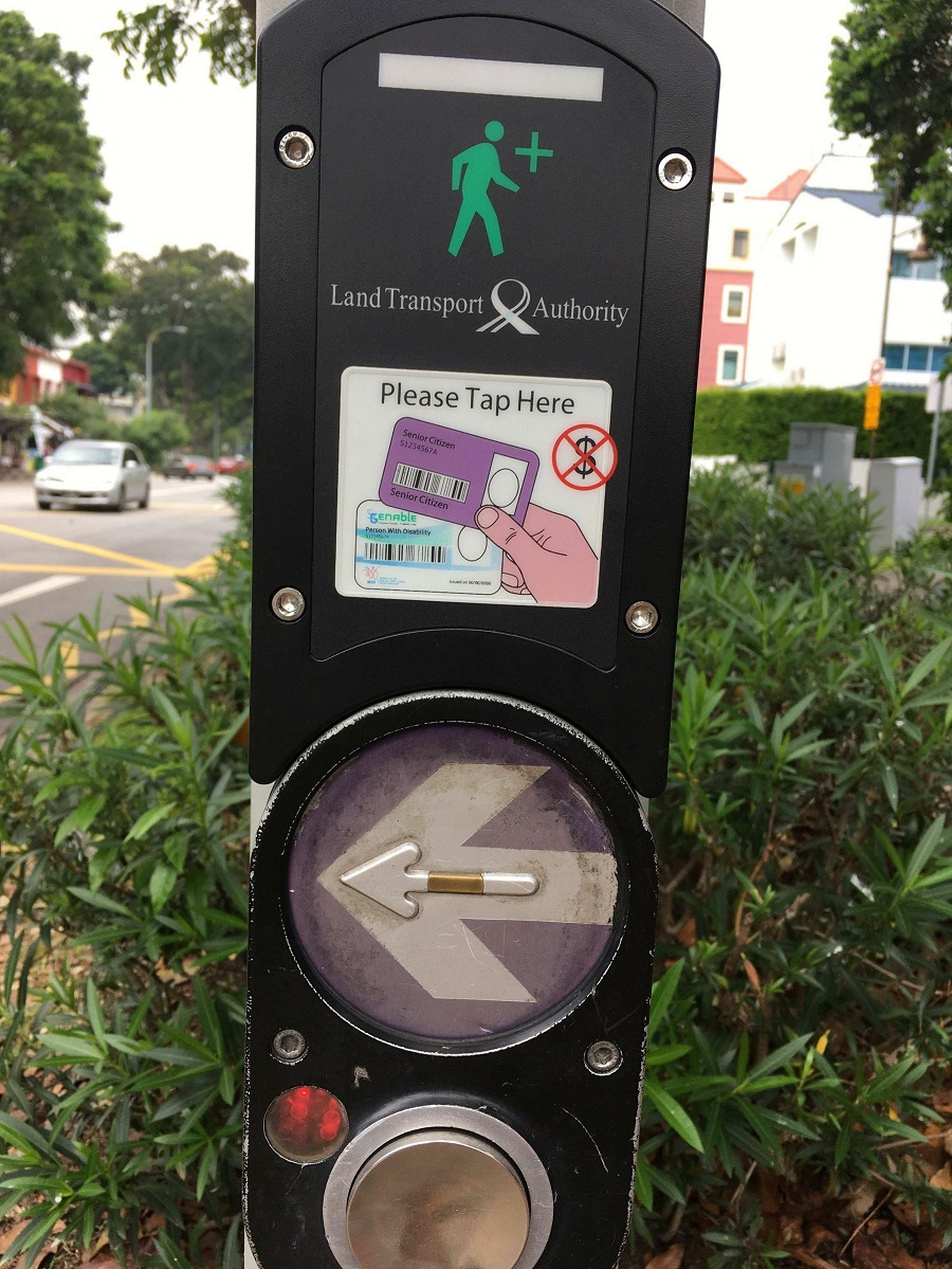 Singapore Traffic Light Allows Seniors/Disabled To Tap Cards To Add Time To Cross