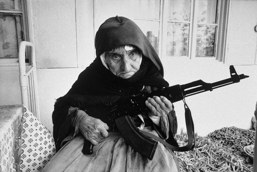A 106-Year-Old Armenian Woman Shows That She's More Than Capable Of Defending Her Home, 1990