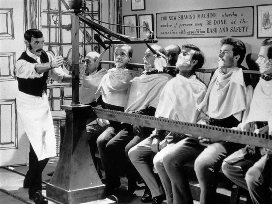 Invented In The 19th Century, The "Mass Shaving Machine" Can Shave A Dozen Men Simultaneously