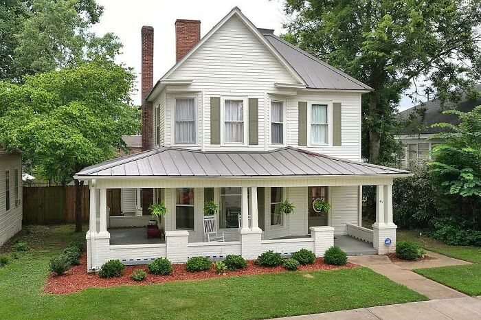 My Offer Was Accepted To Buy This 1922 House, Any Idea What Style It Is? Tia!