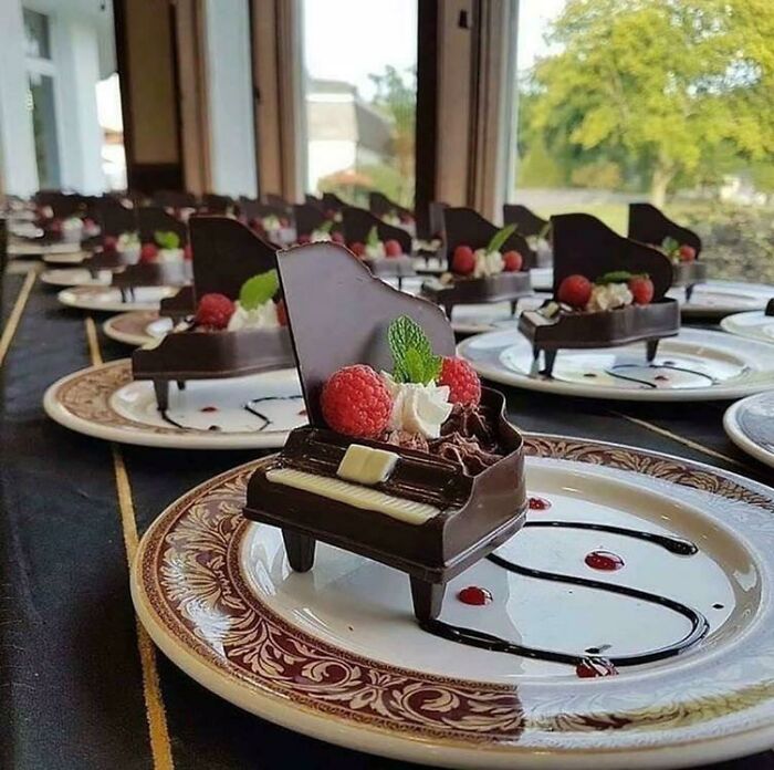 Chocolate Piano Dessert