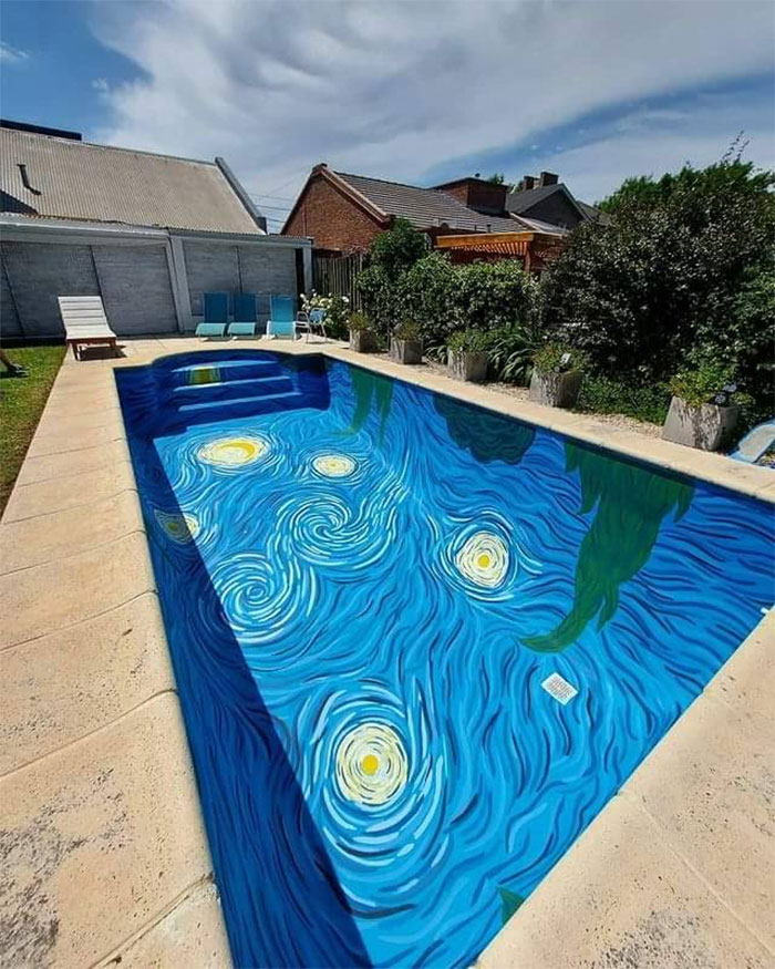 "The Starry Night" Swimming Pool