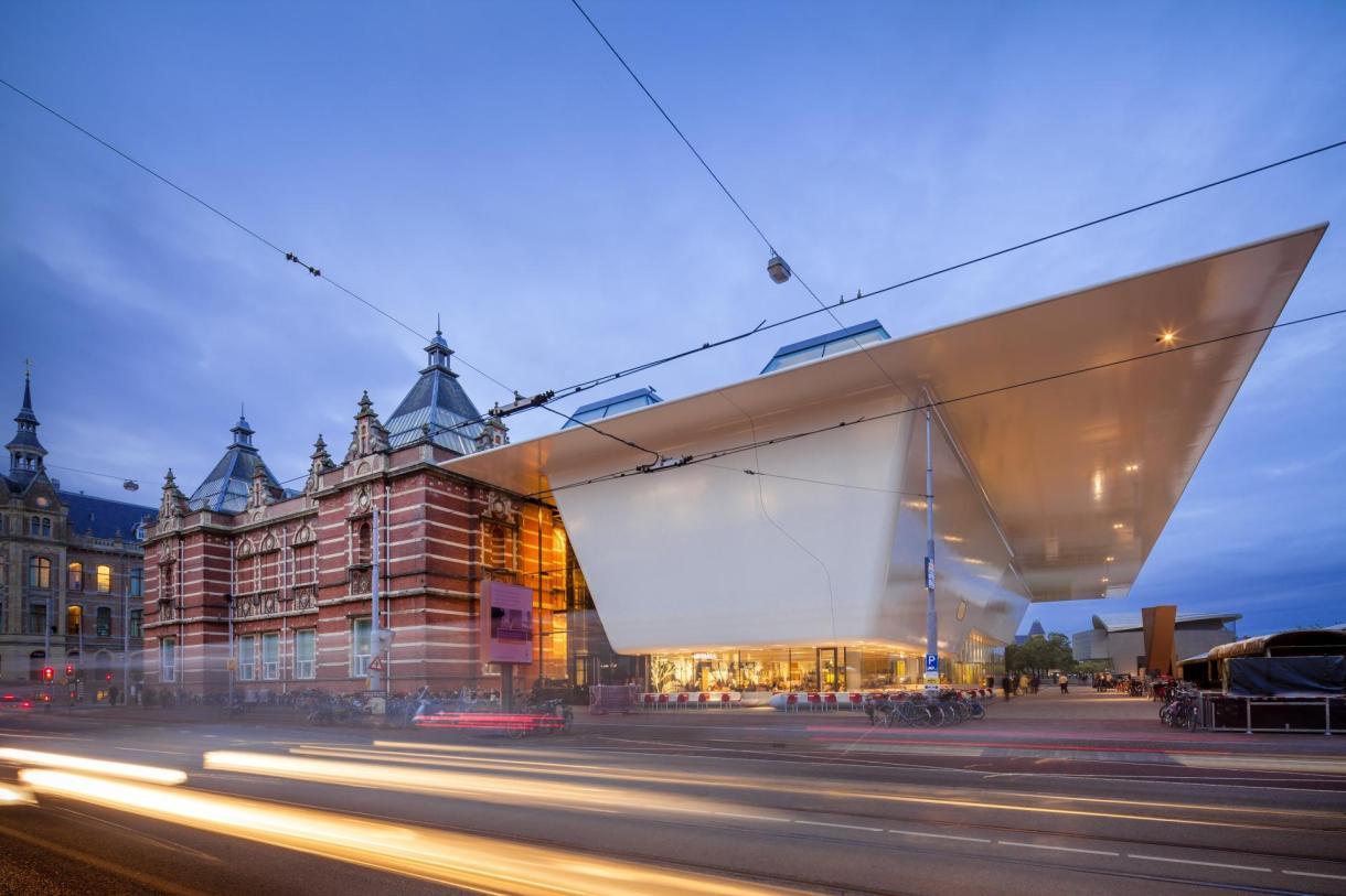 Stedelijk Museum By Benthem Crouwel Architekten
