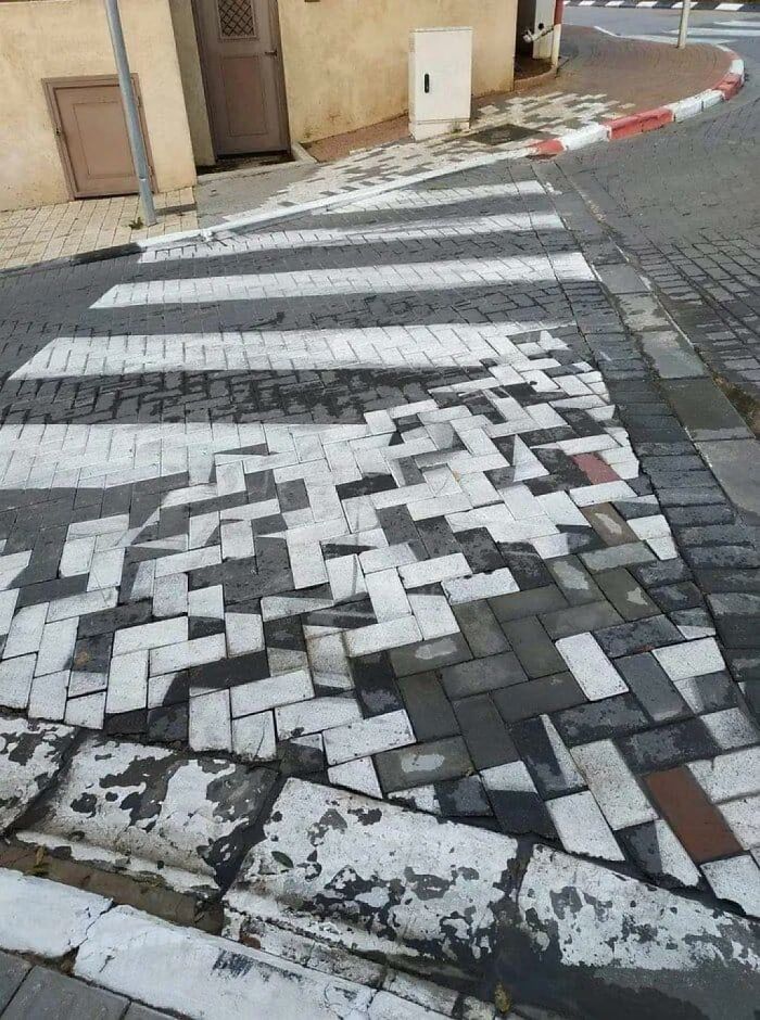 Unfortunate Construction Fails That Are Terrifying But Hilarious