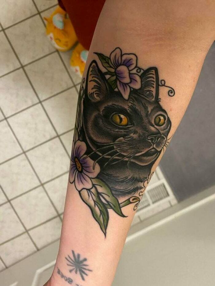 Forearm Cattoo