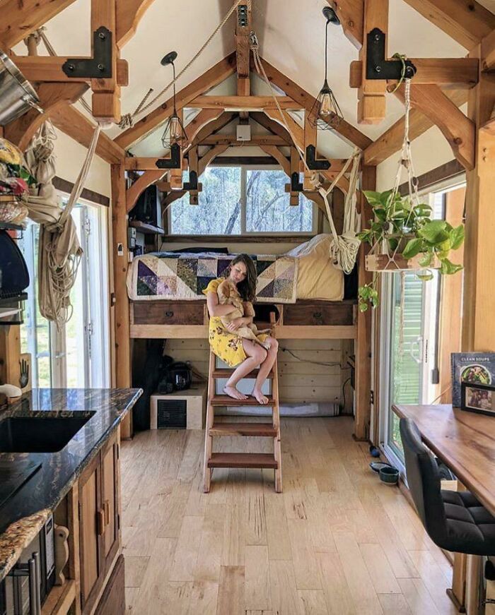 My Brother And Sil's Tiny House! They Built It From Scratch, And It's The Coziest Place On Earth