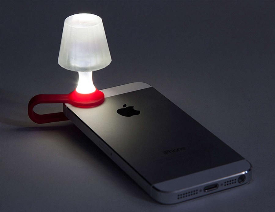 This Picture Brings Light To One Of The Most Useless Gadgets Ever