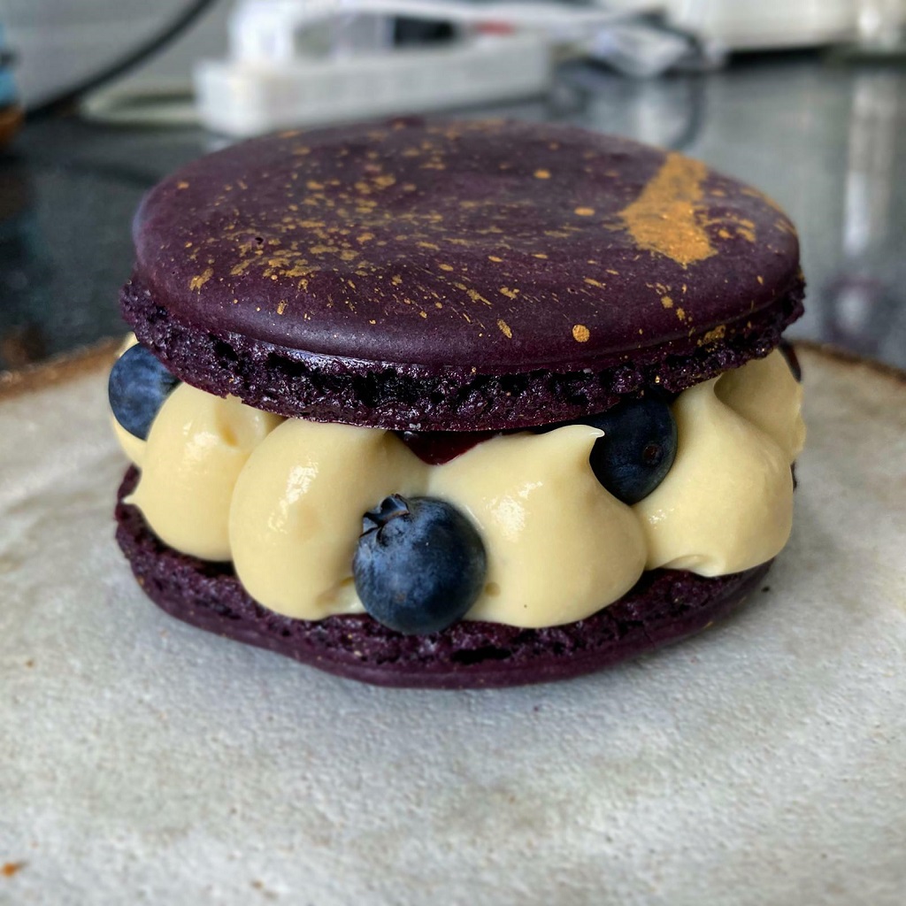 Blueberry Macron With Crème Patisserie And Blueberry Filling