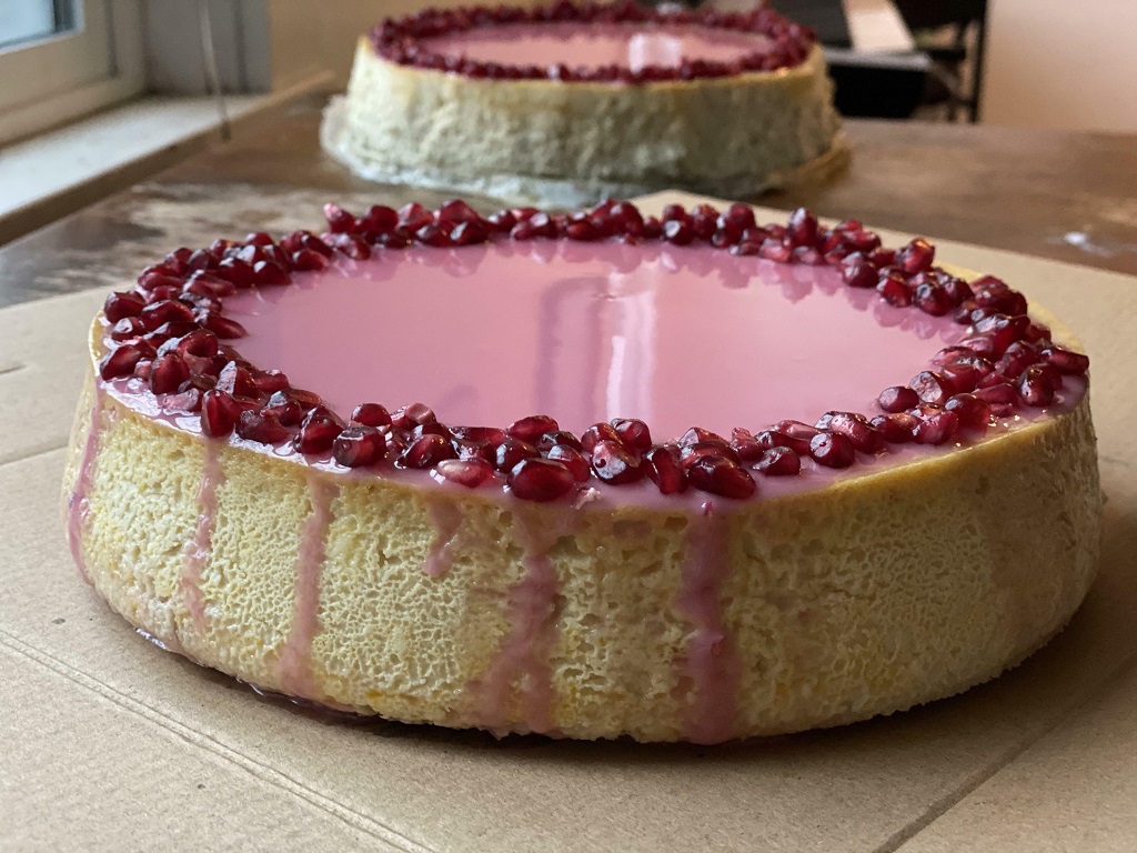 Ricotta Pomegranate Cheesecake