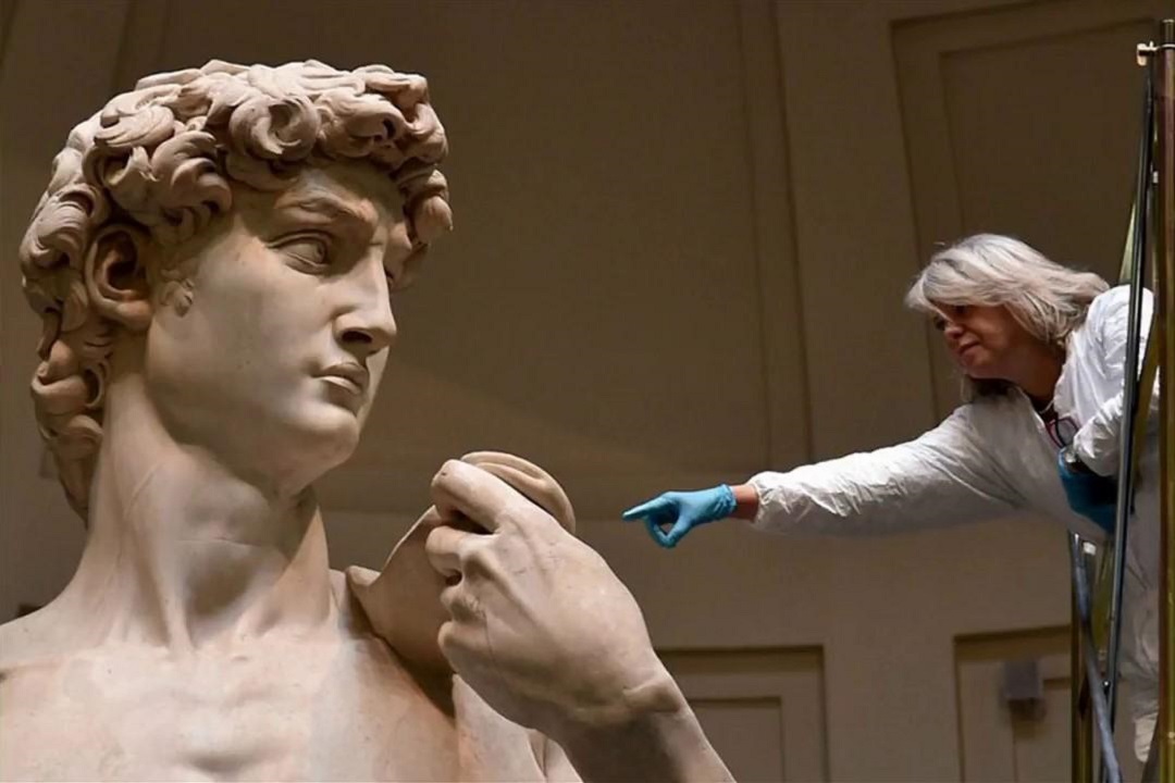 Few People Realize Just How Huge Michelangelo's David Is...