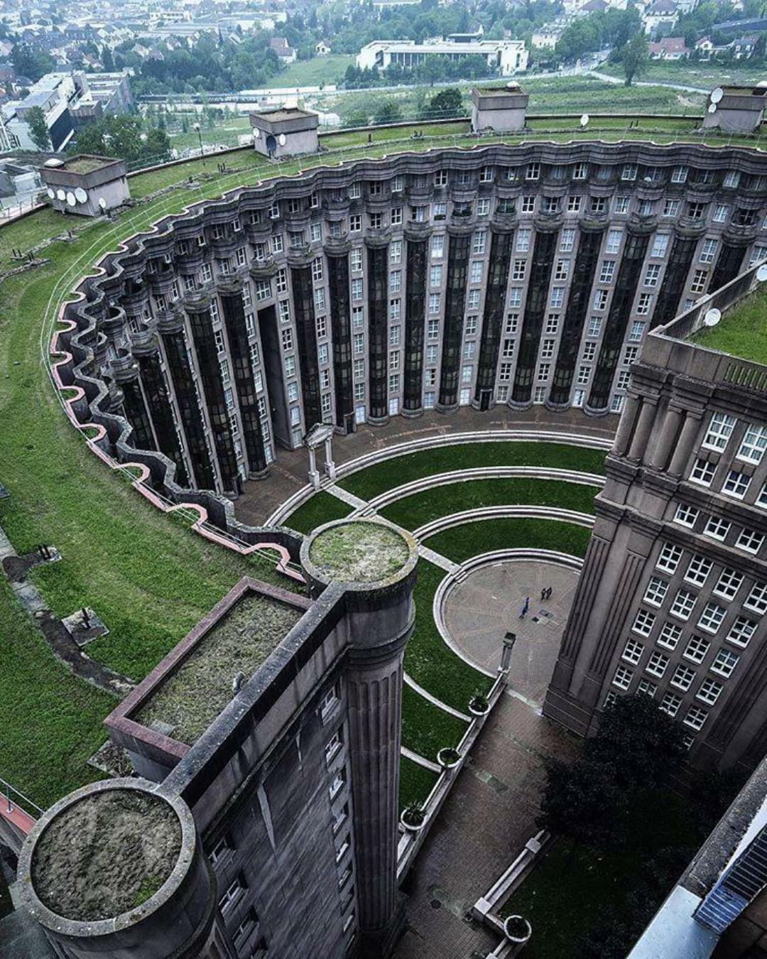 Constructed From 1978 To 1982 In Noisy-Le-Grand, A Suburb Located Ten Miles East Of Paris, Les Espaces D'abraxas Is A Notable Housing Estate Designed By The Late Catalan Architect Ricardo Bofill, Who Passed Away Last Year