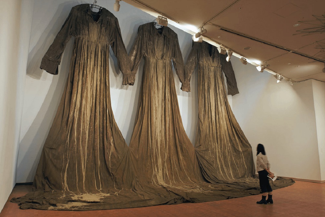 Art Installations By Chiharu Shiota, I Hope These Count