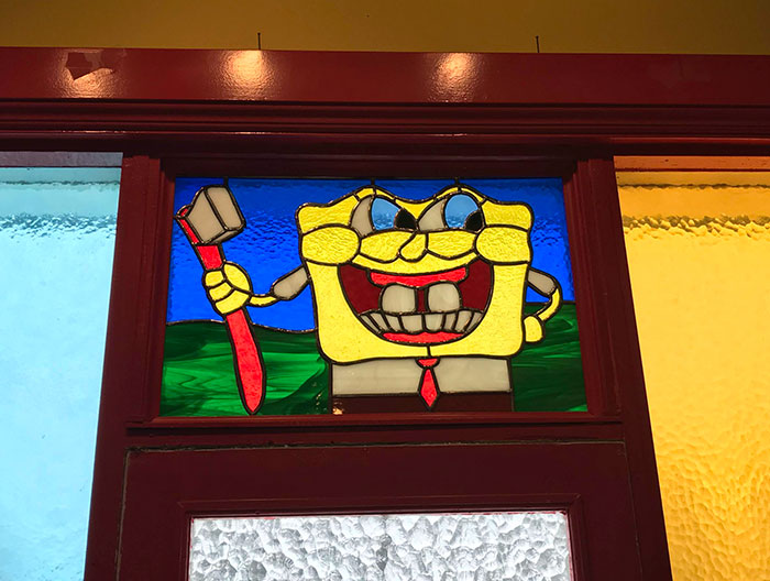 This Horrific SpongeBob Stained Glass Panel At The Dentist